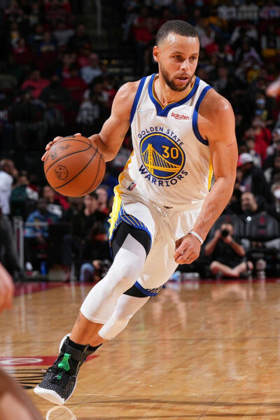 应该缺席其 应该缺席其