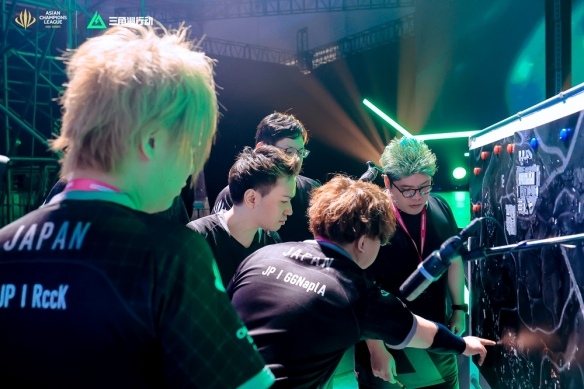 门的关注 门的关注