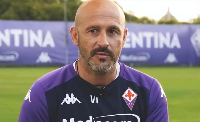 场上移动立 场上移动立