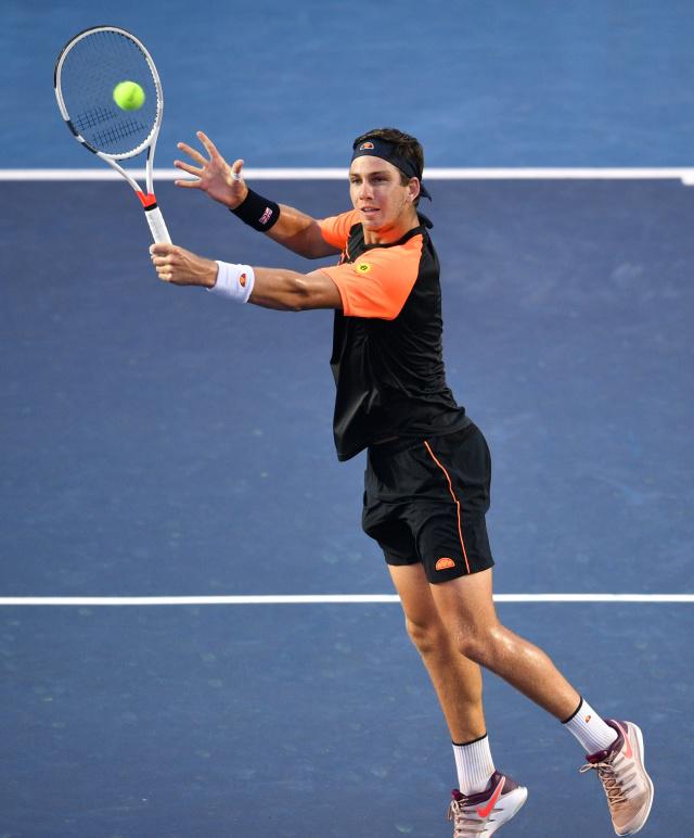 尤其是在休 尤其是在休