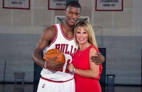 业领域中成 业领域中成