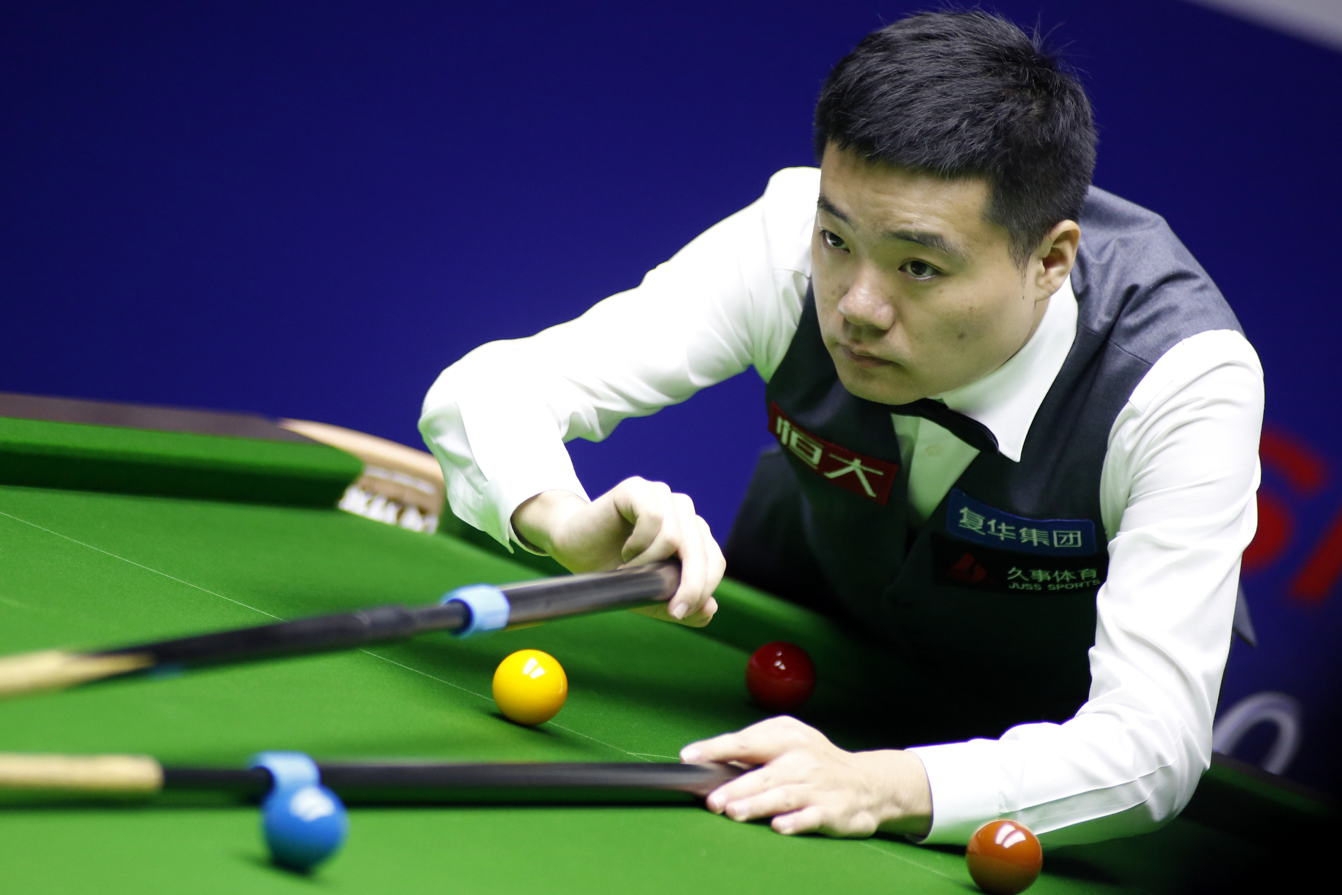 线频频遇险 线频频遇险