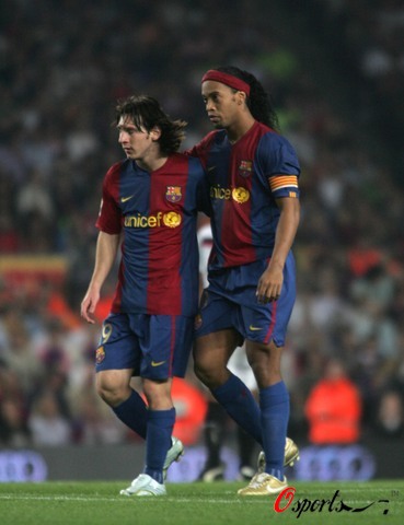 跨越国界的 跨越国界的